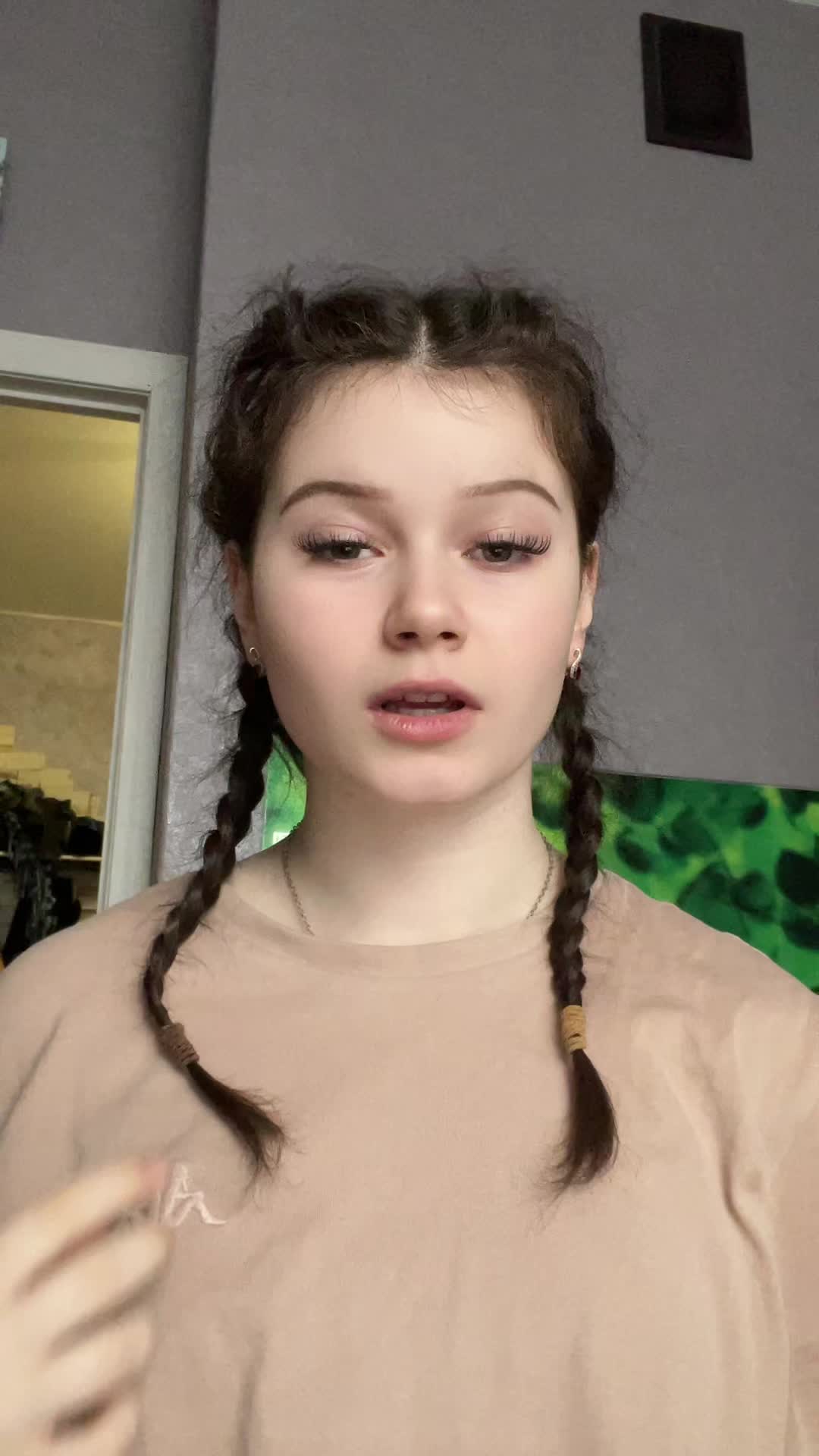 @alisha_aaa110