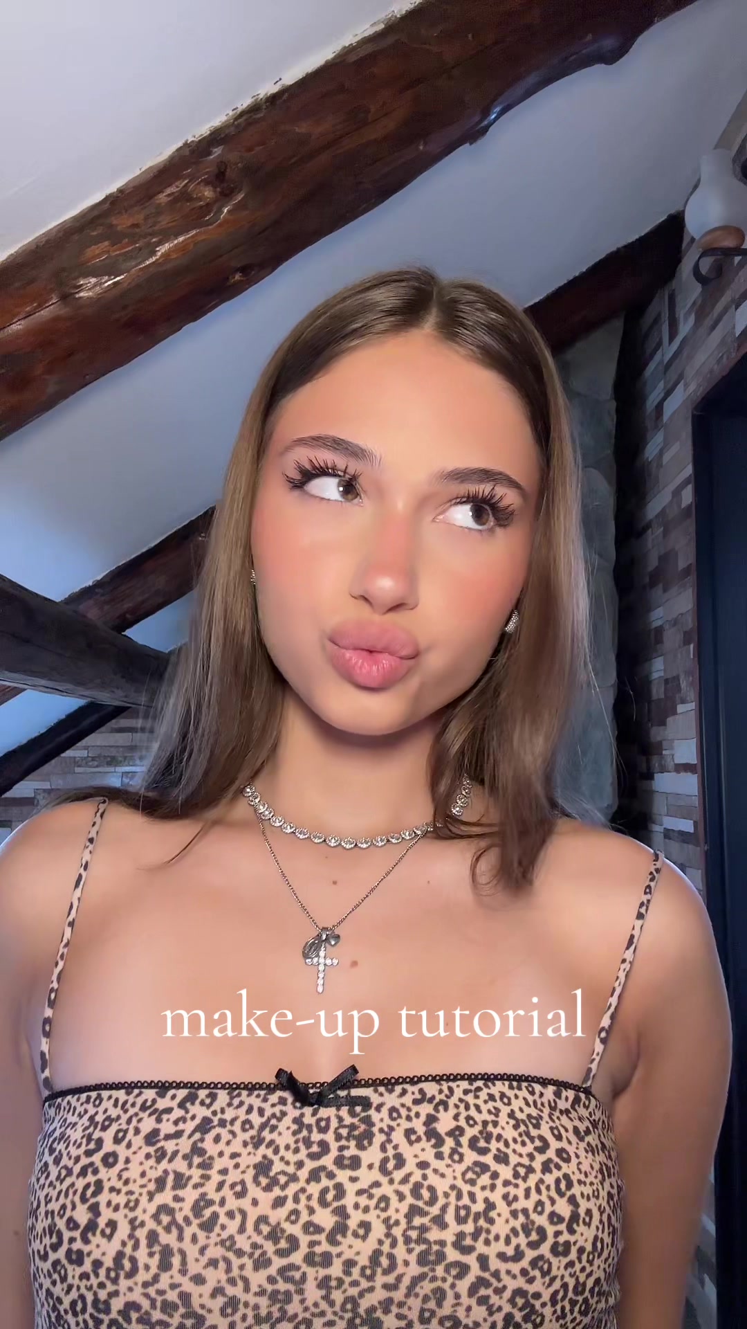 @𝐄𝐋𝐈𝐒𝐀