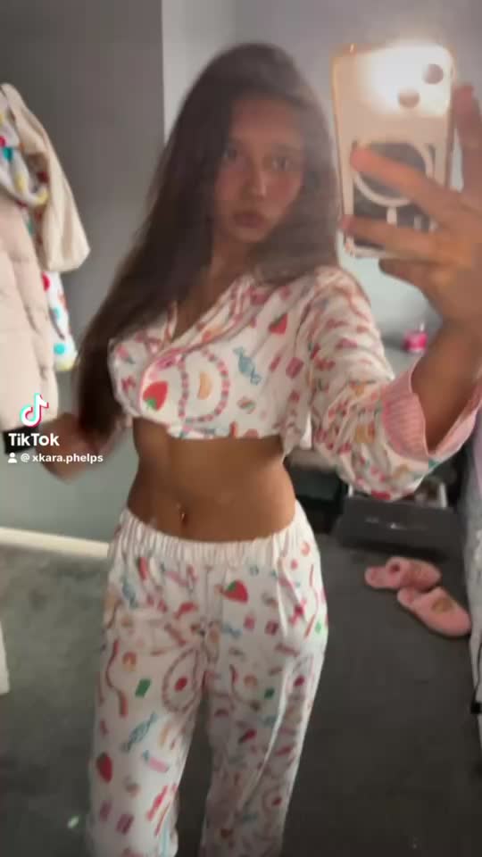 @𝐥𝐚𝐮𝐫𝐞𝐧🩷