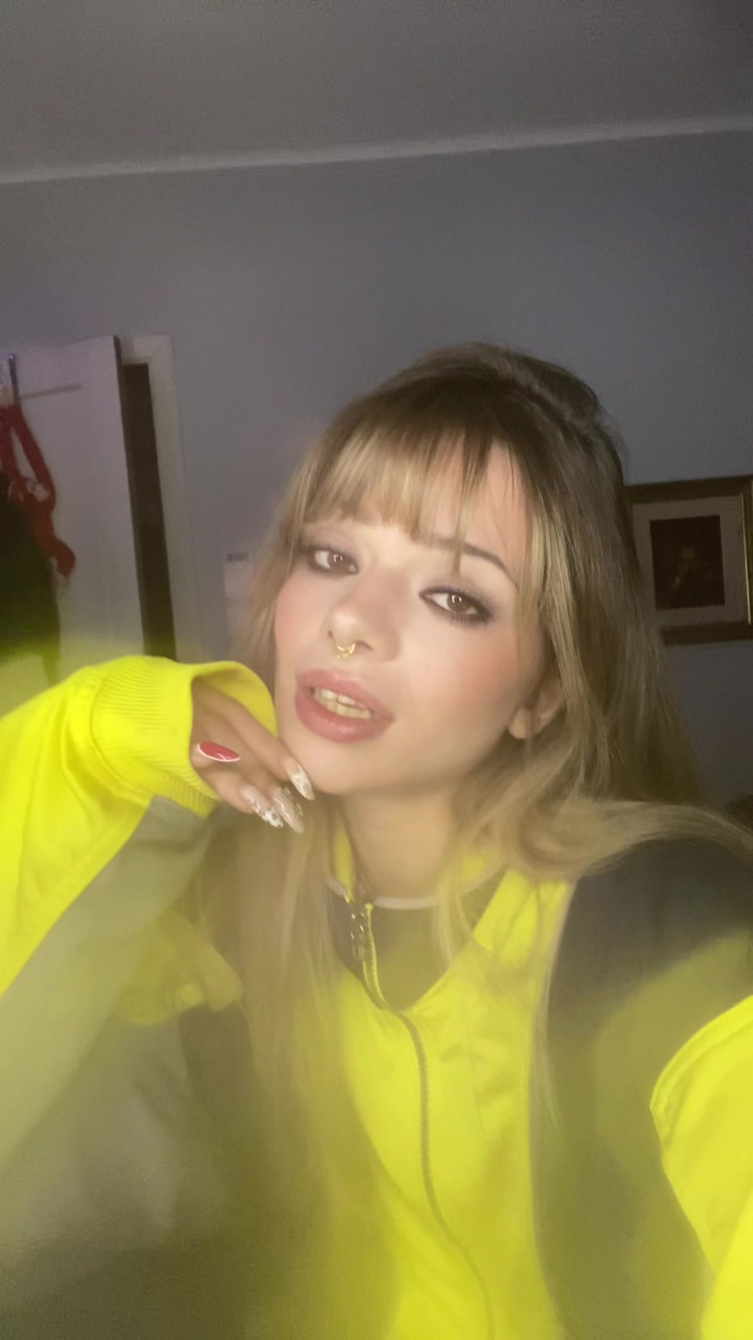 @lariuuuus
