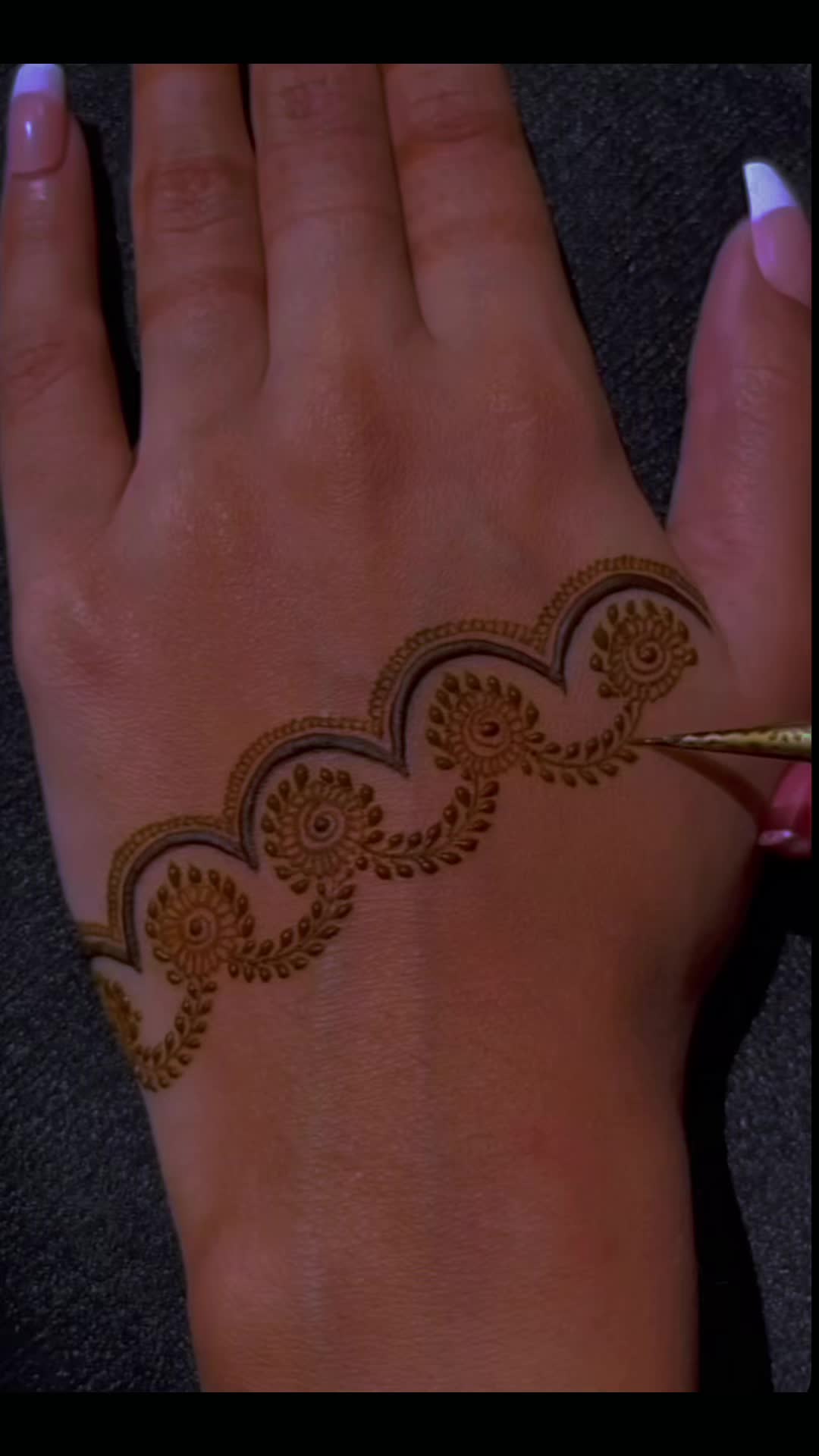 @Henna artist