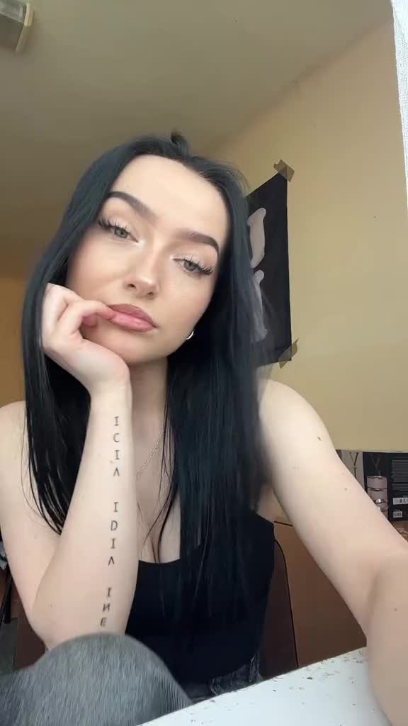 @babycz