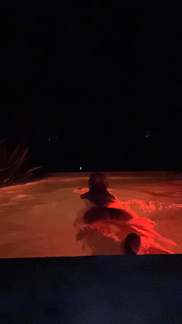 @e