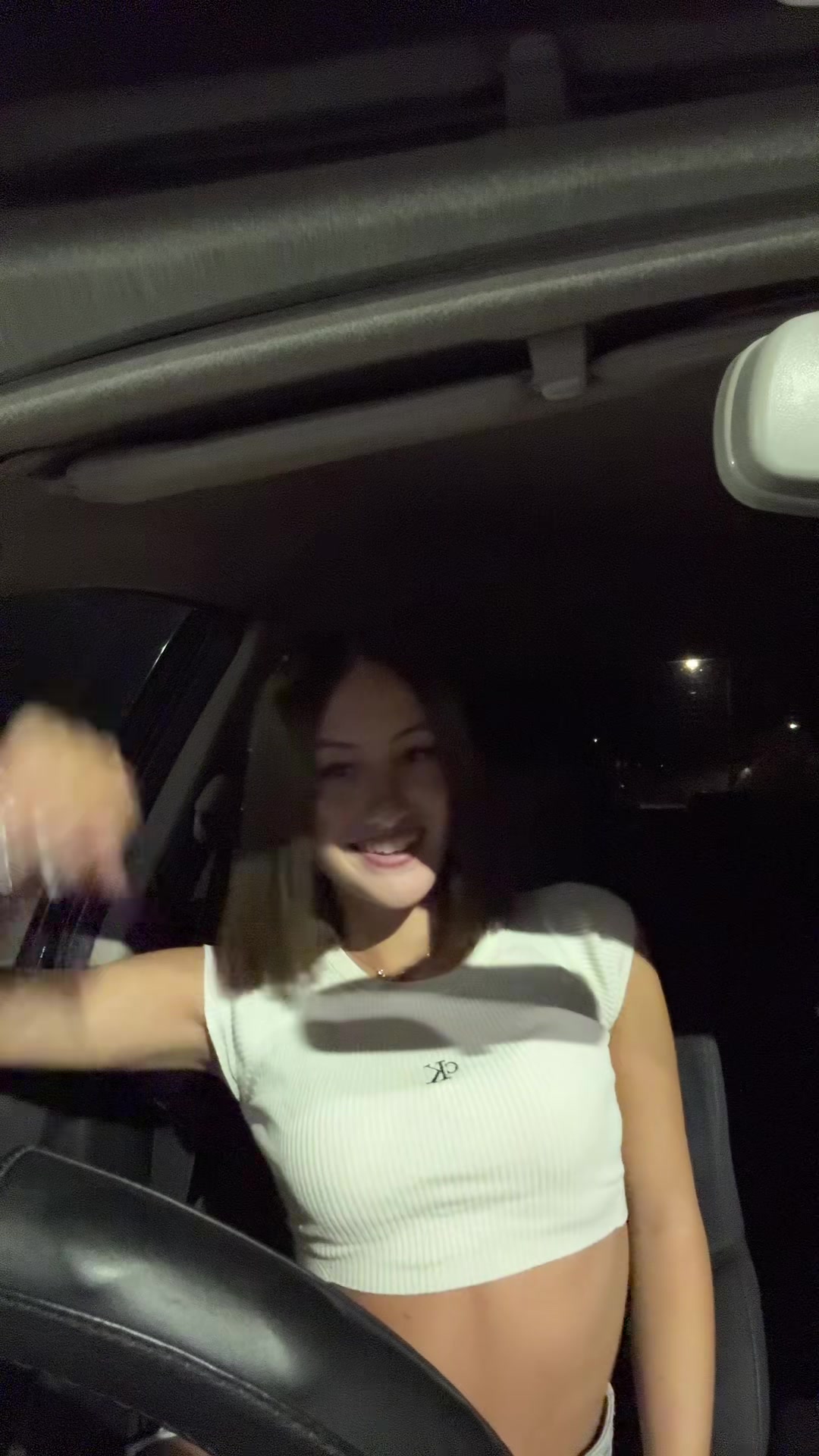 @venia.tsirimiagkouuuu