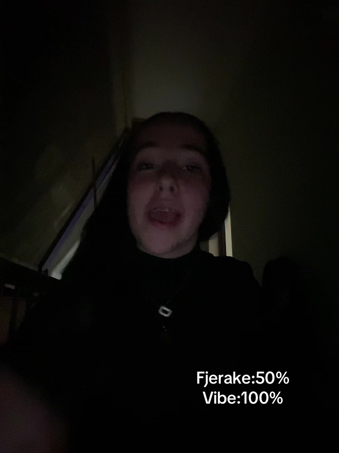 @👩🏻🦱