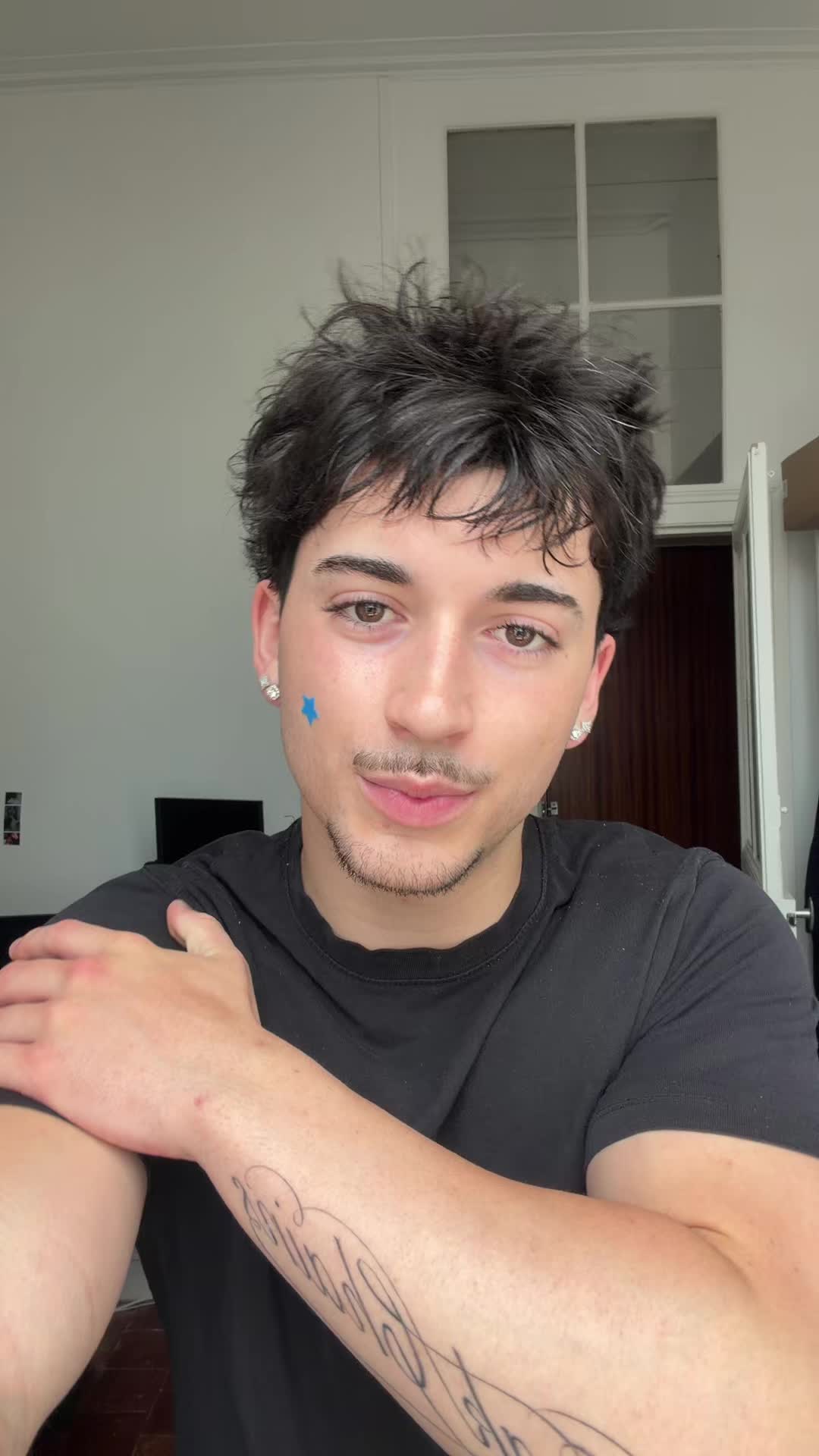@adeltefaitunpetitreuf