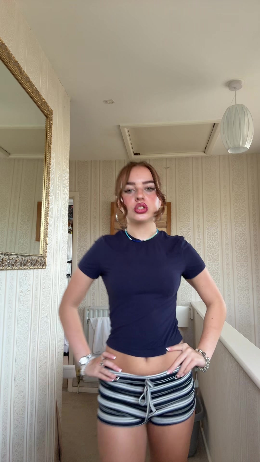@Gabs๐ฉ๐ผ๐ค๐๐ผ๐๐ค๐ง