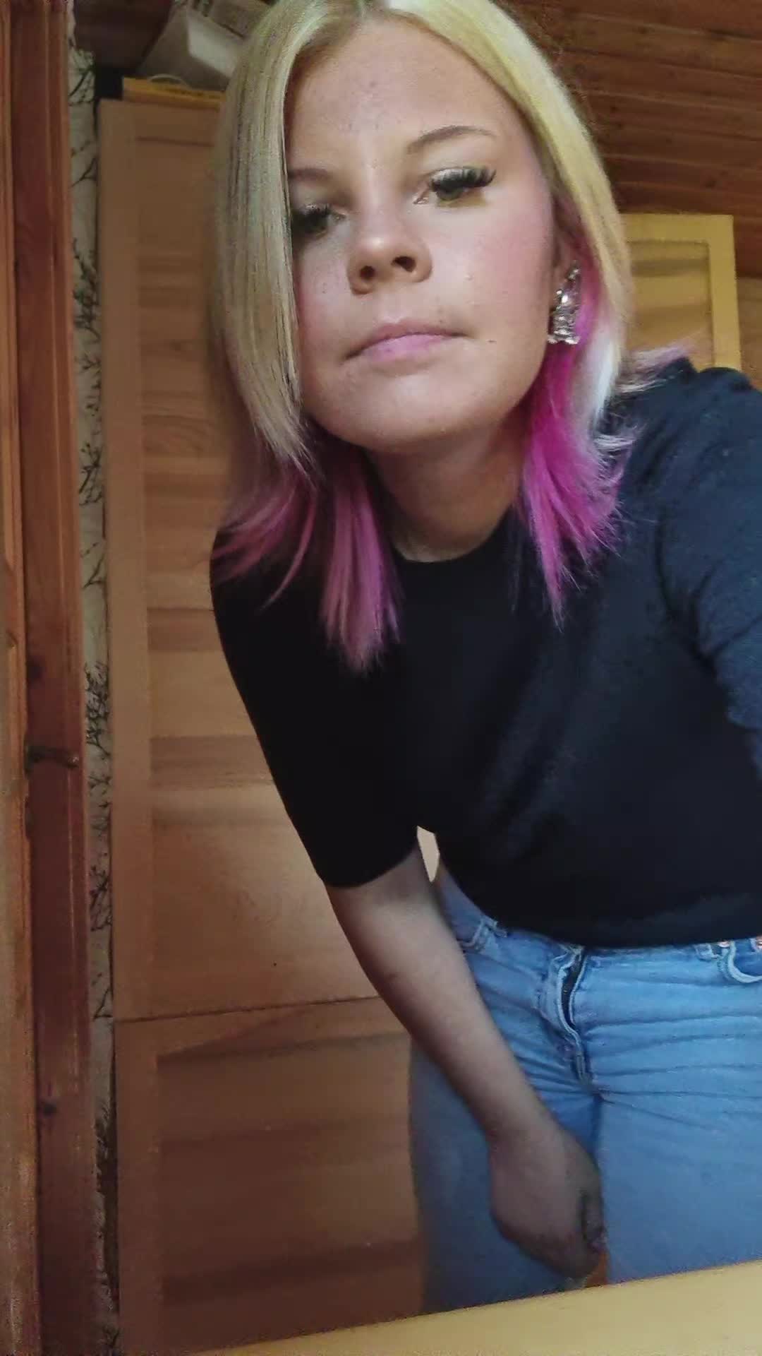 @Sug och svälg trevlig helg😘