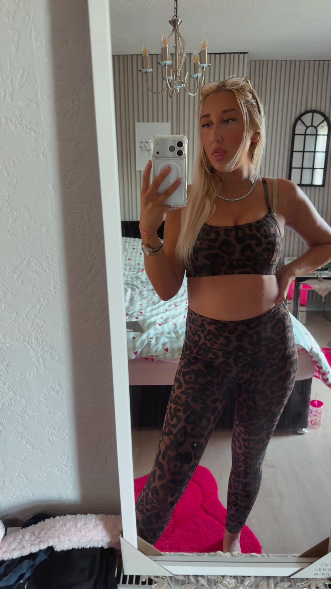 @Ellie Naisbitt🧸✨🤎