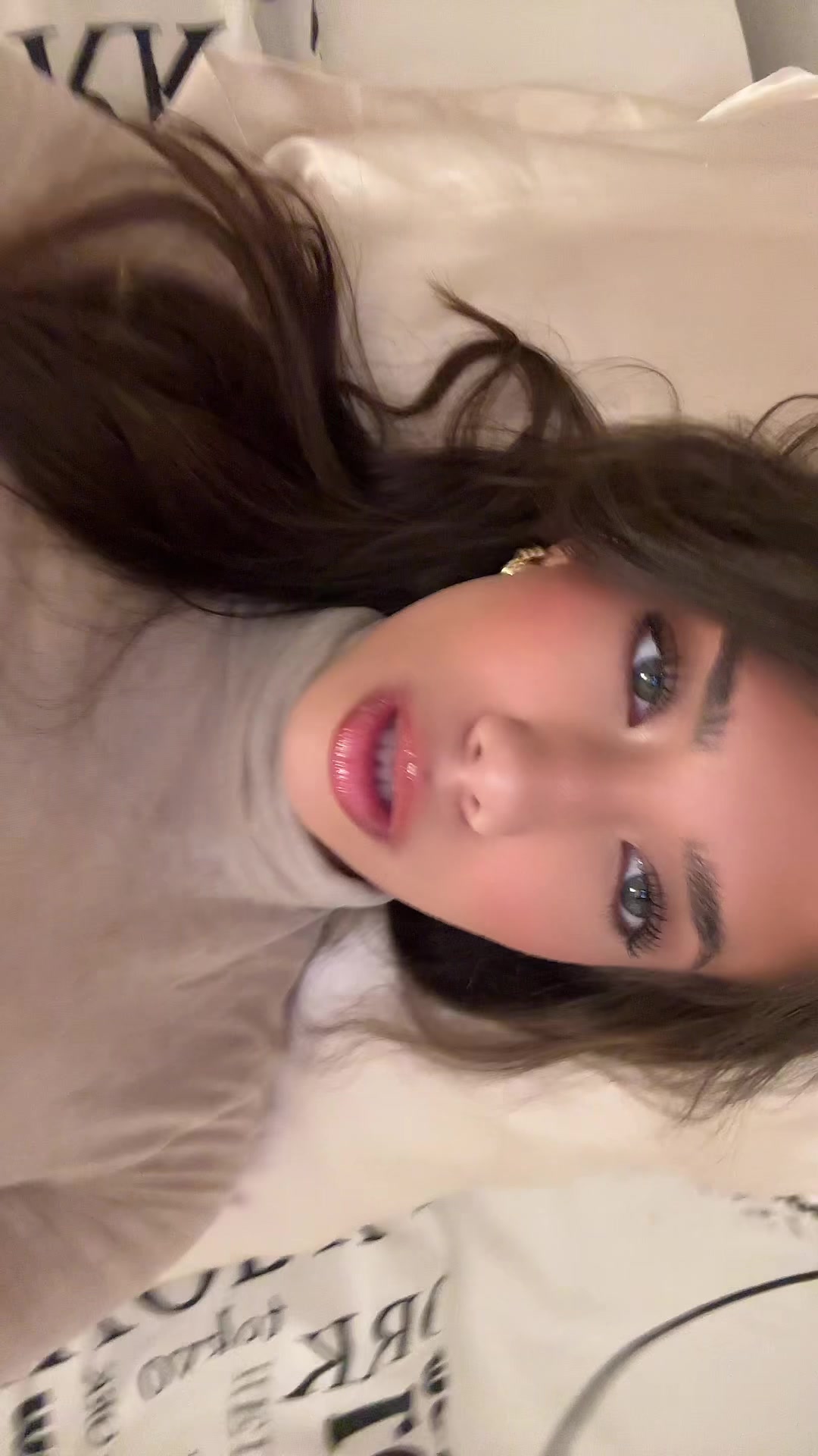 @Angela