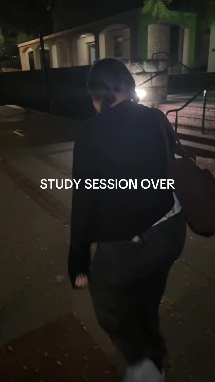 @nicole