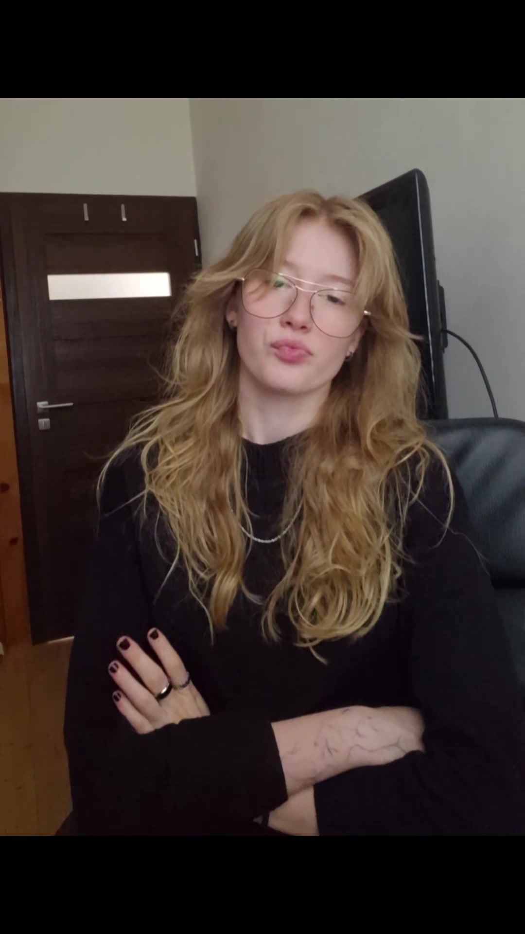 @Vick𖣂