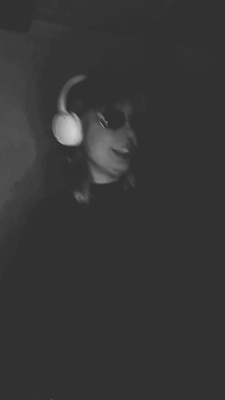 @🦊Miss.Foxxy🦊