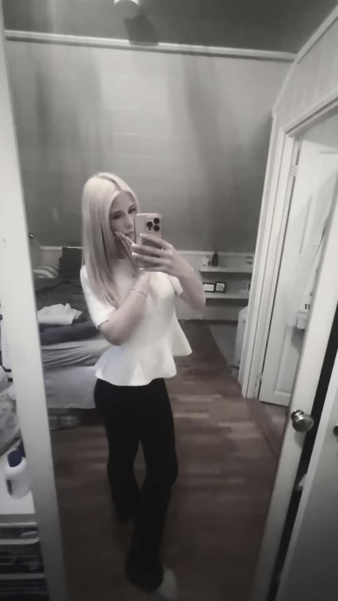 @Live🙉🫰🏼