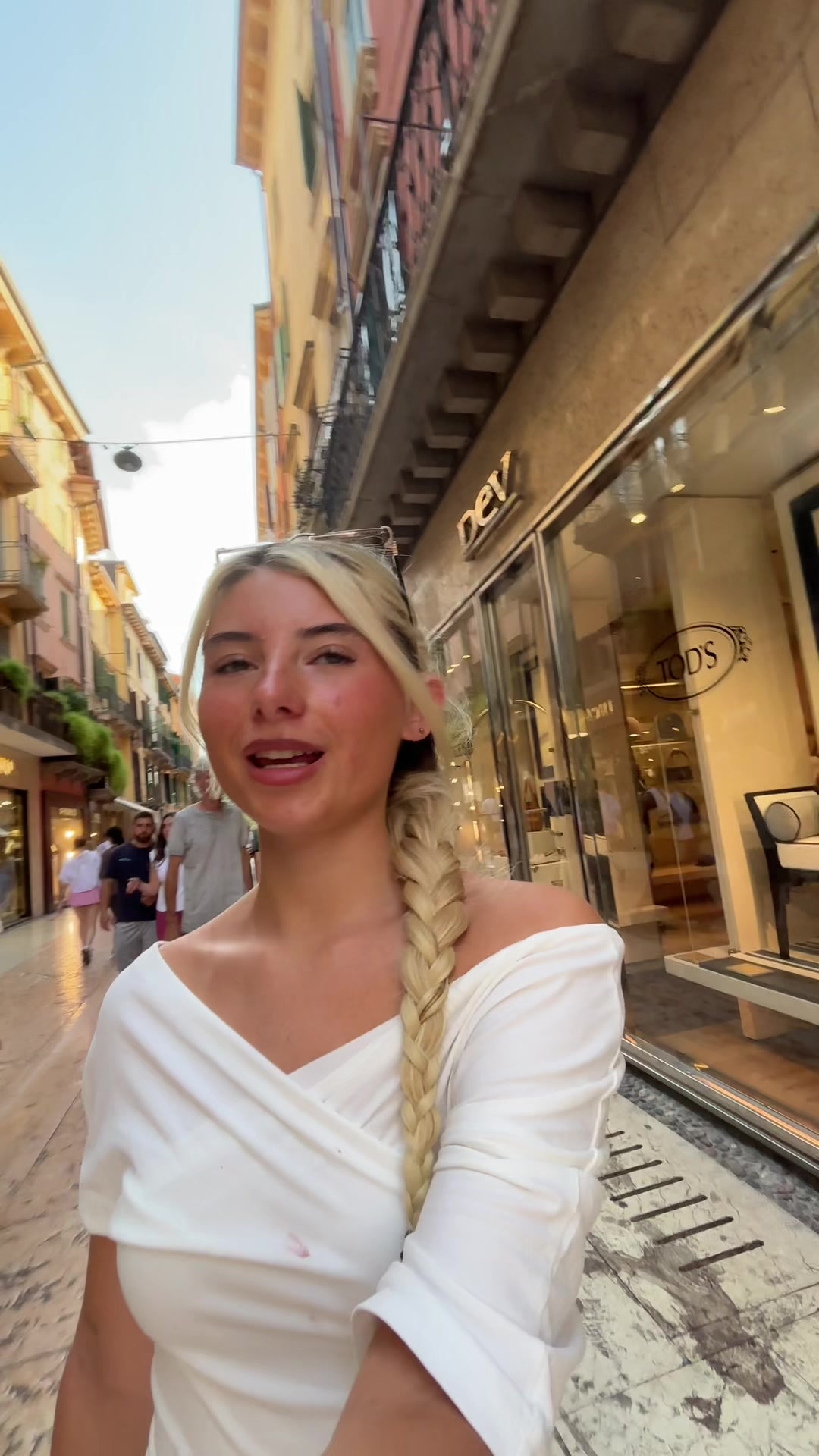 @llorenna
