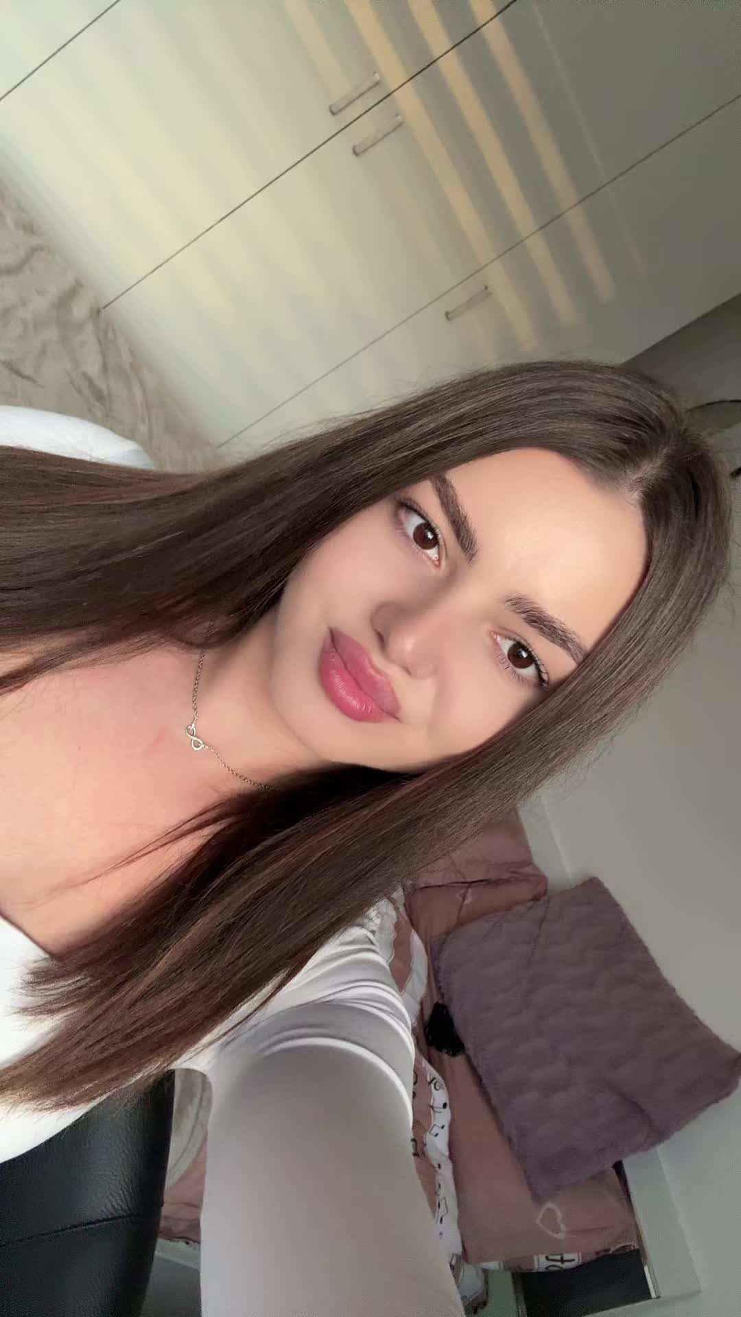 @Lavinia🦋