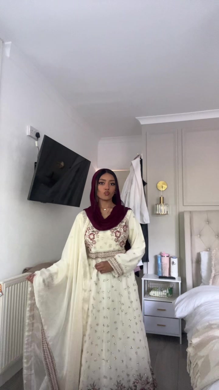 @𝓕🧸