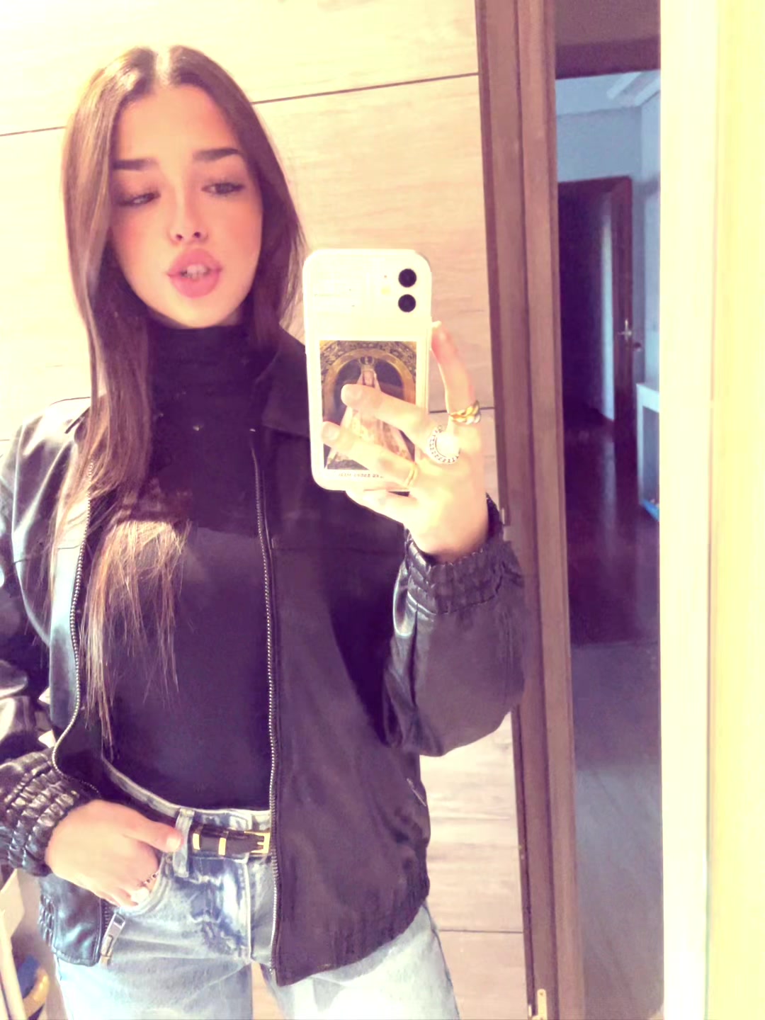 @itsasne