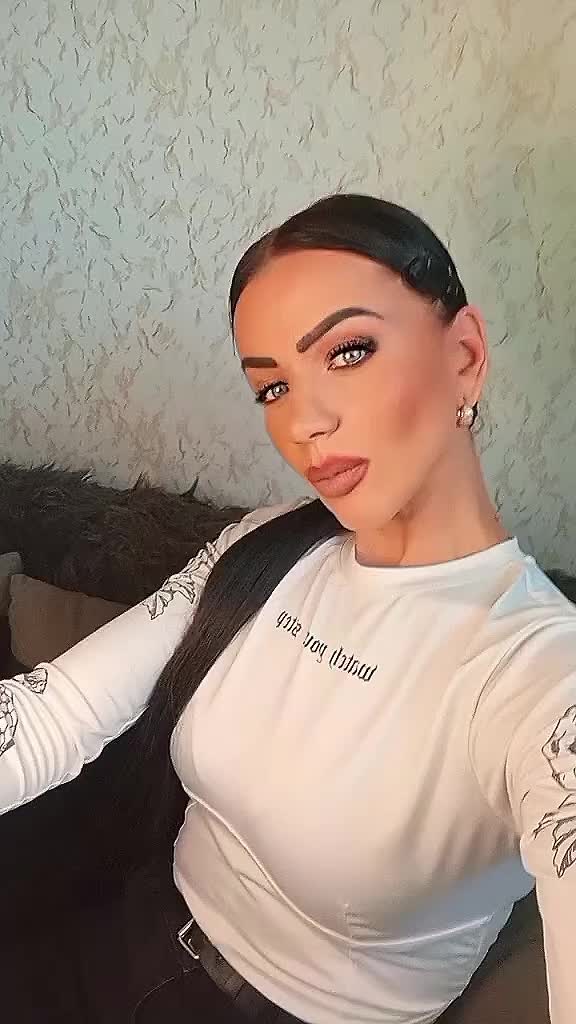 @Laura