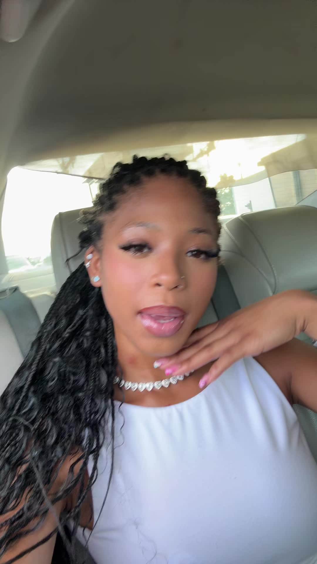 @naomi🌟