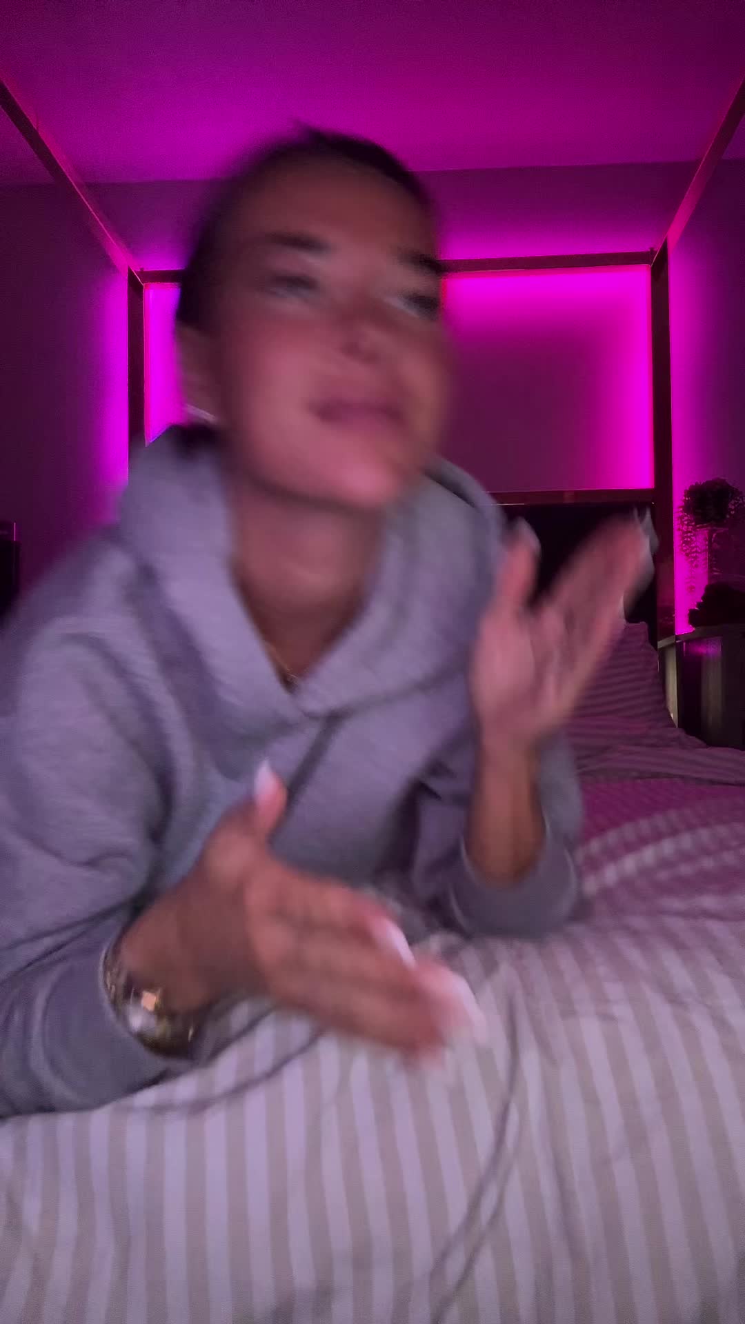 @maybev1104