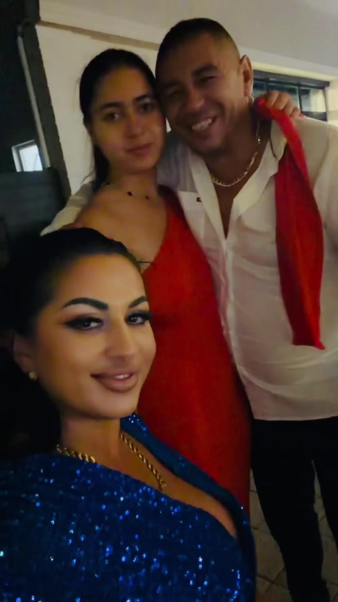 @Marin Ioana Ade Erika💙❤️💚