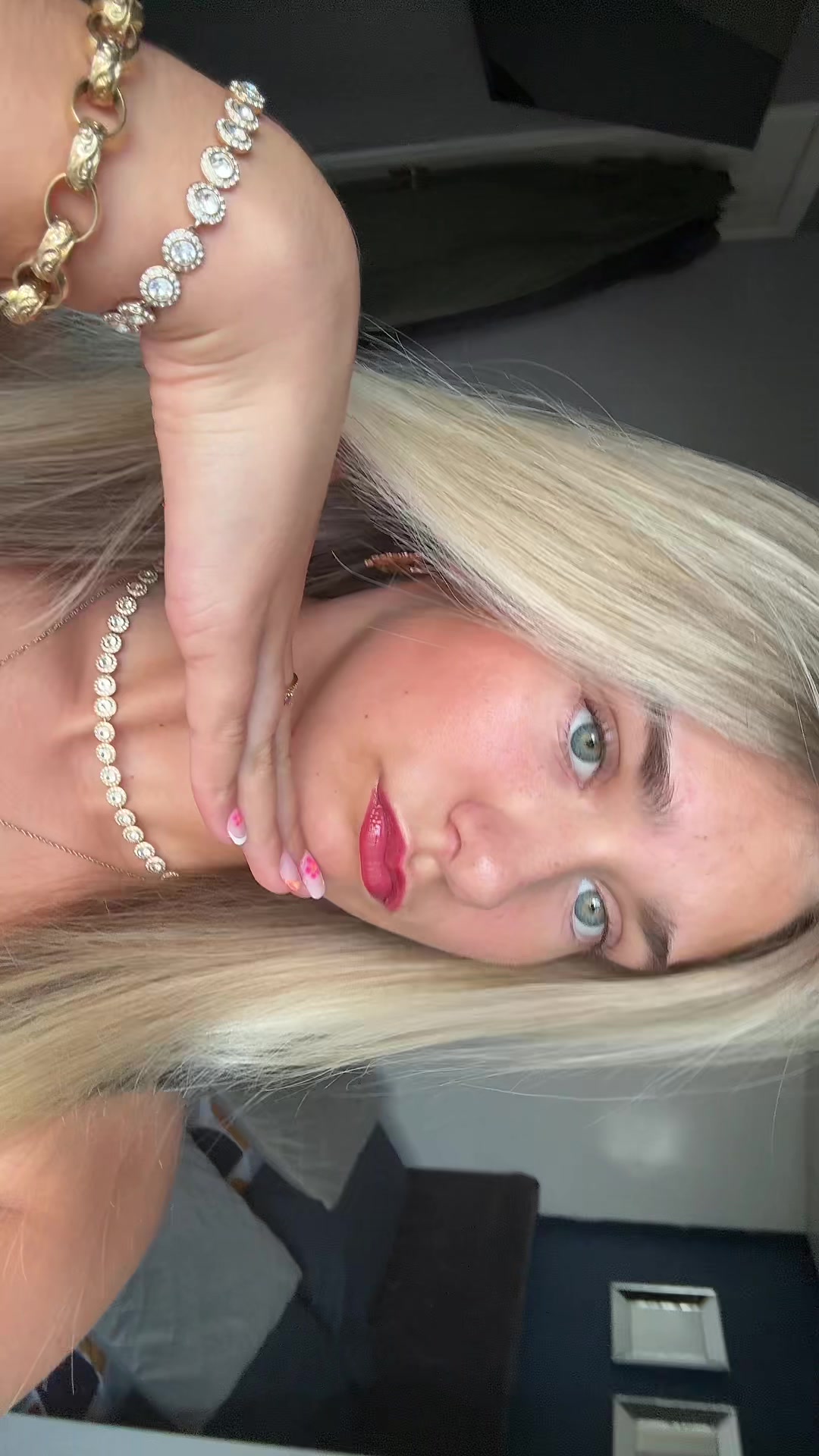 @Emily👸🏼