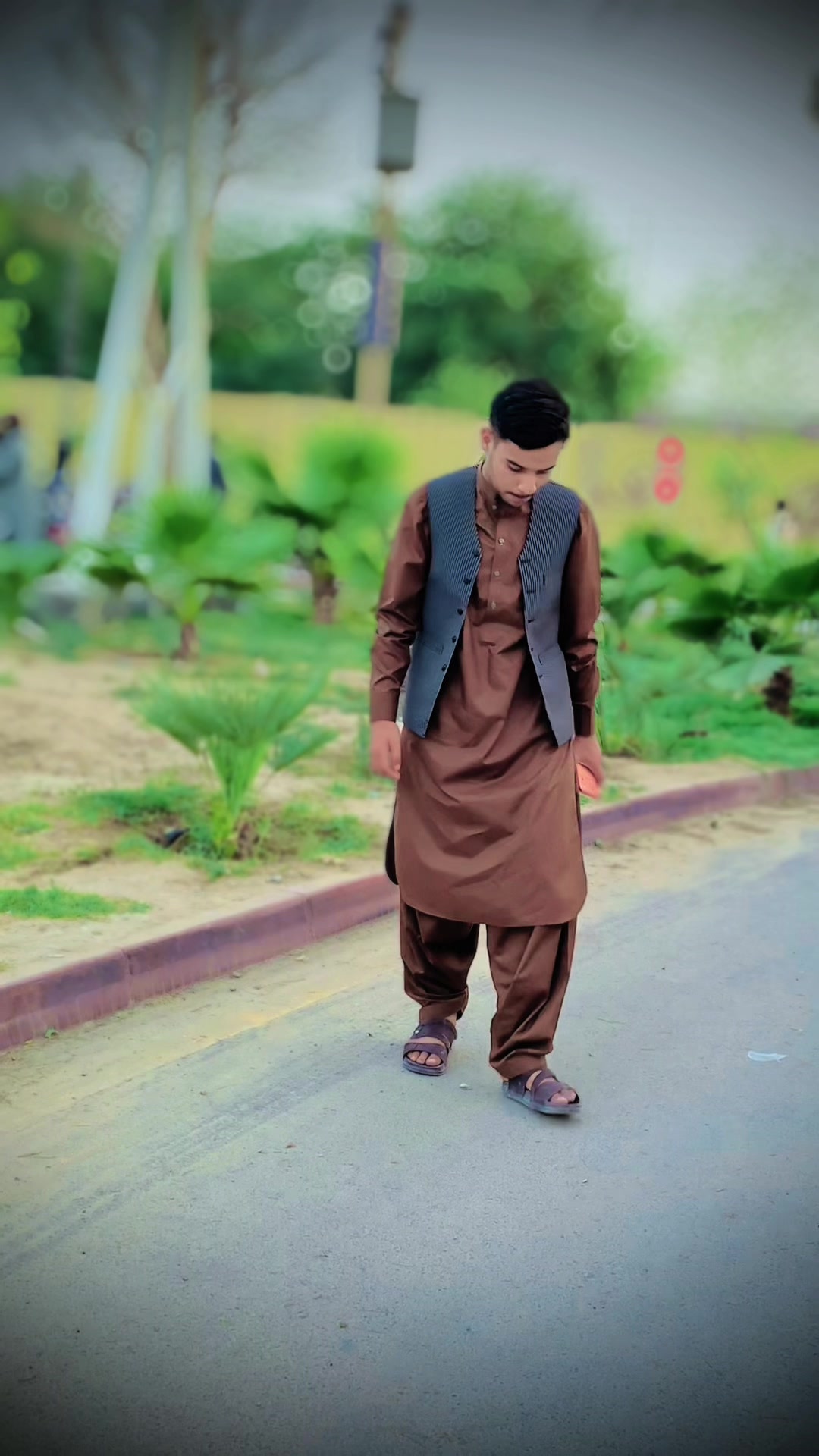 @Alyas khan