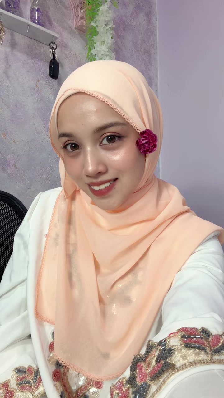 @Arzinaahmad