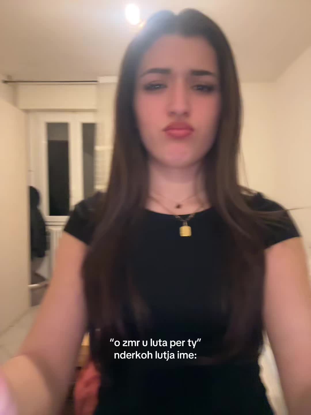 @vlonjatja