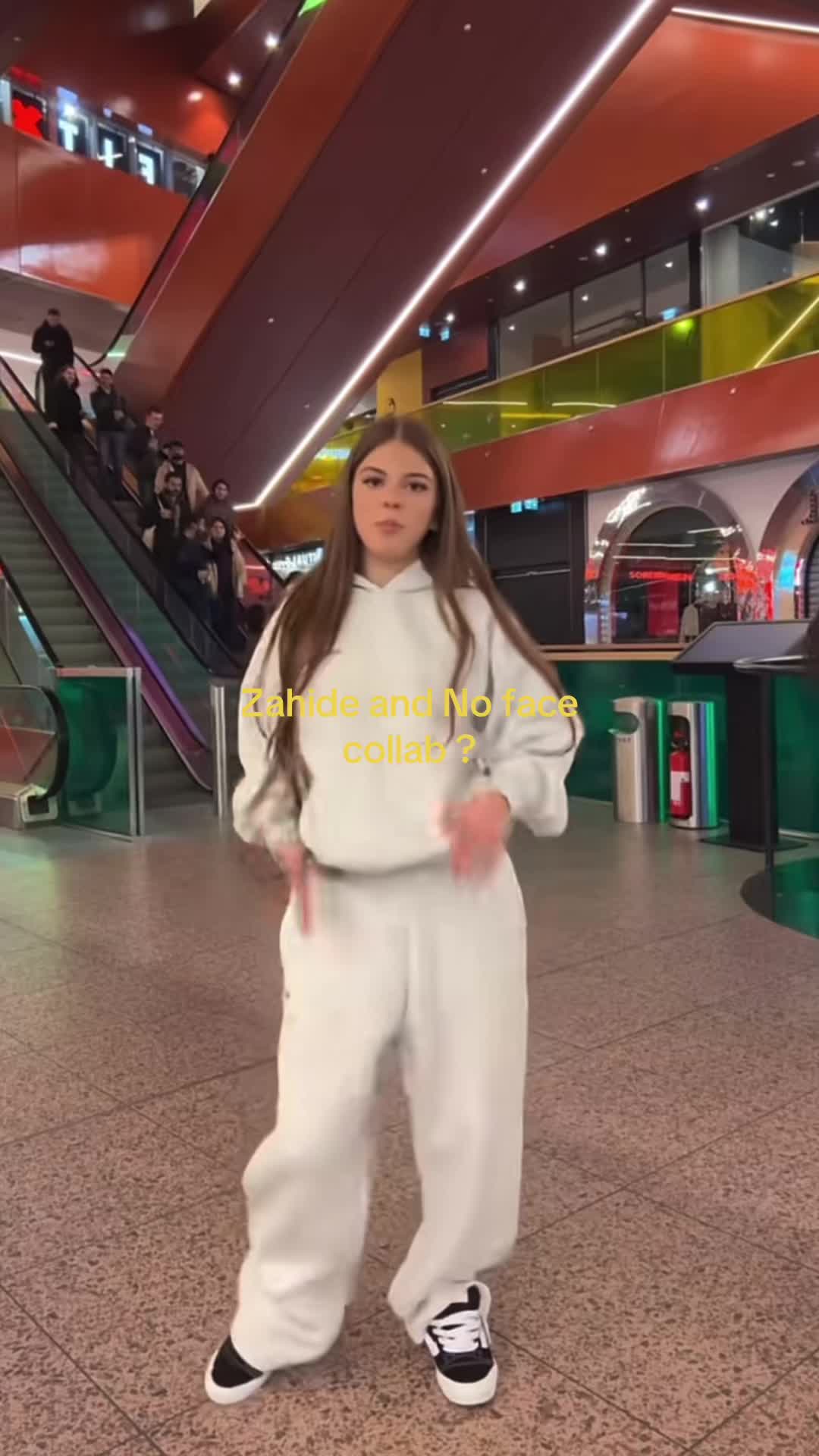 @𝐂𝐀𝐒𝐒𝐈𝐄