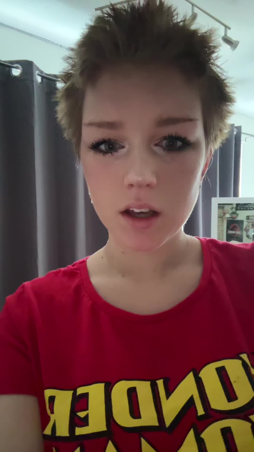 @🦖