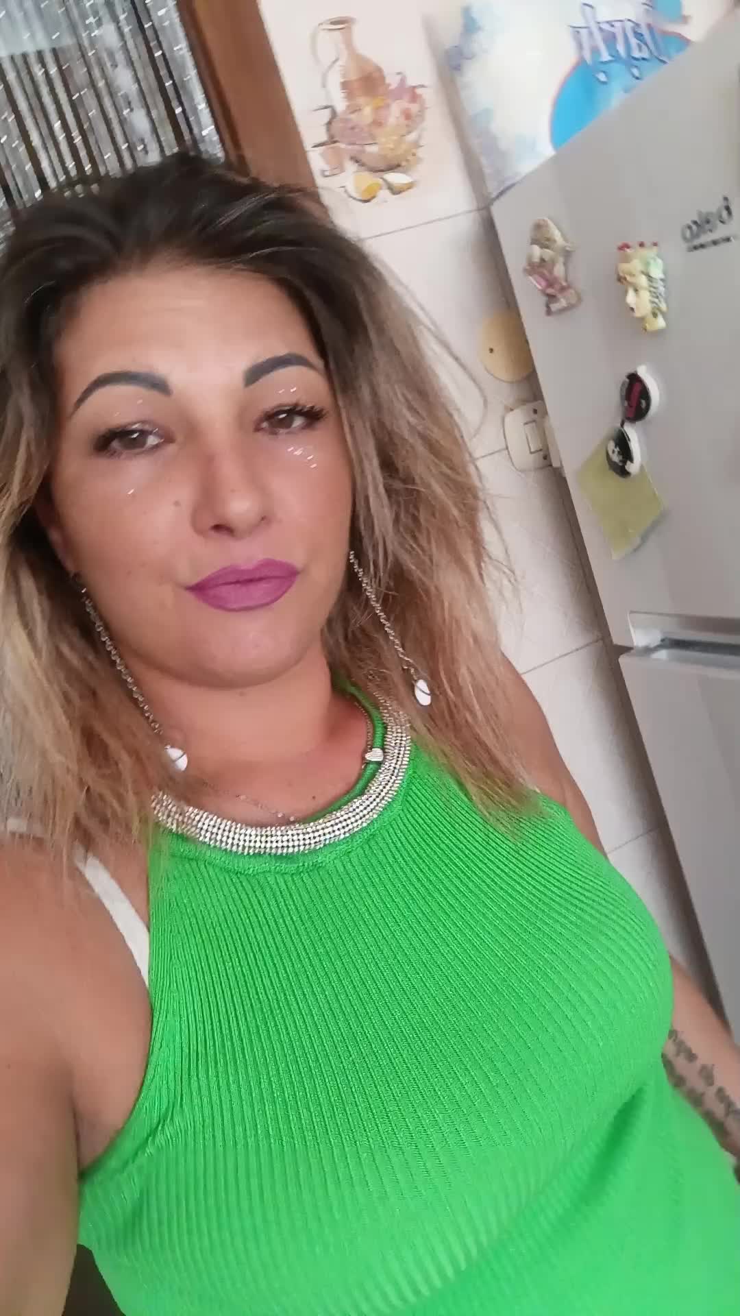 @mitica sorridente