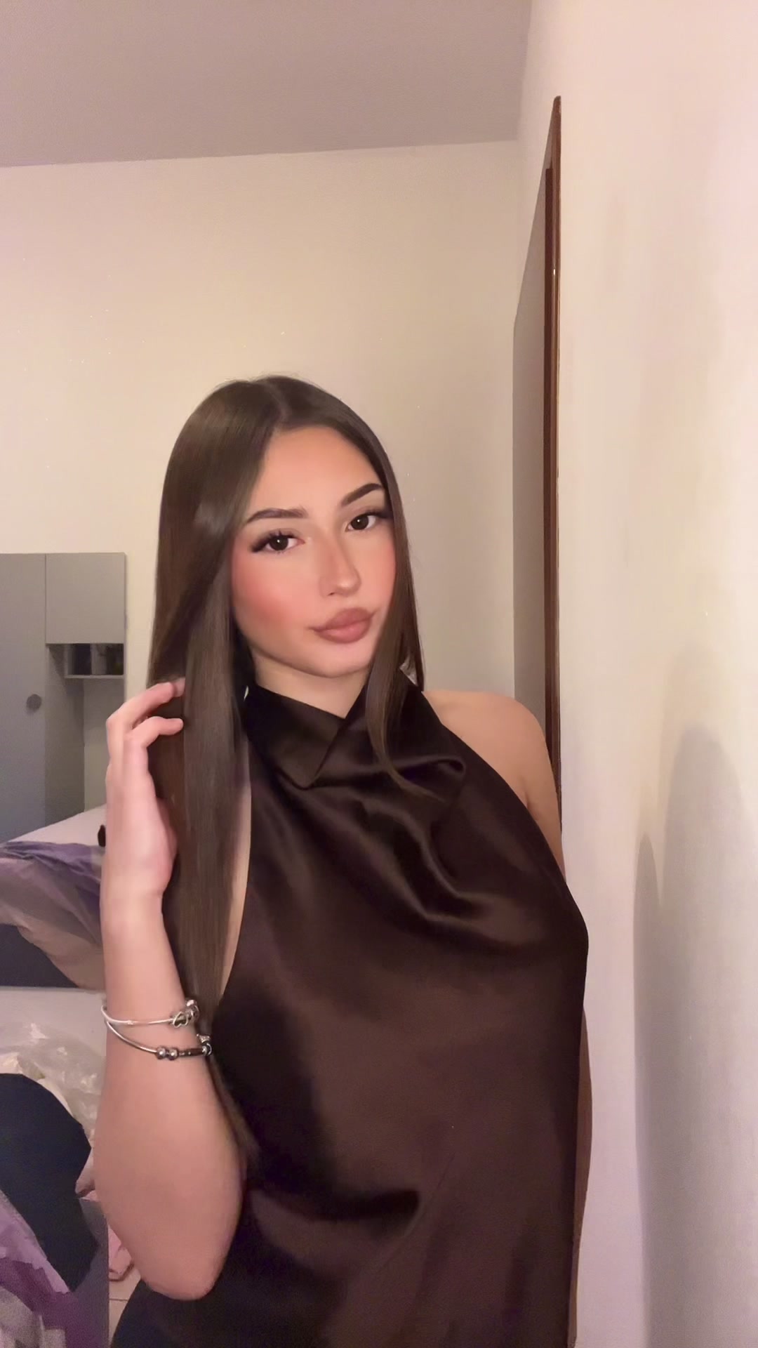 @𝓥𝓪𝓵𝓮