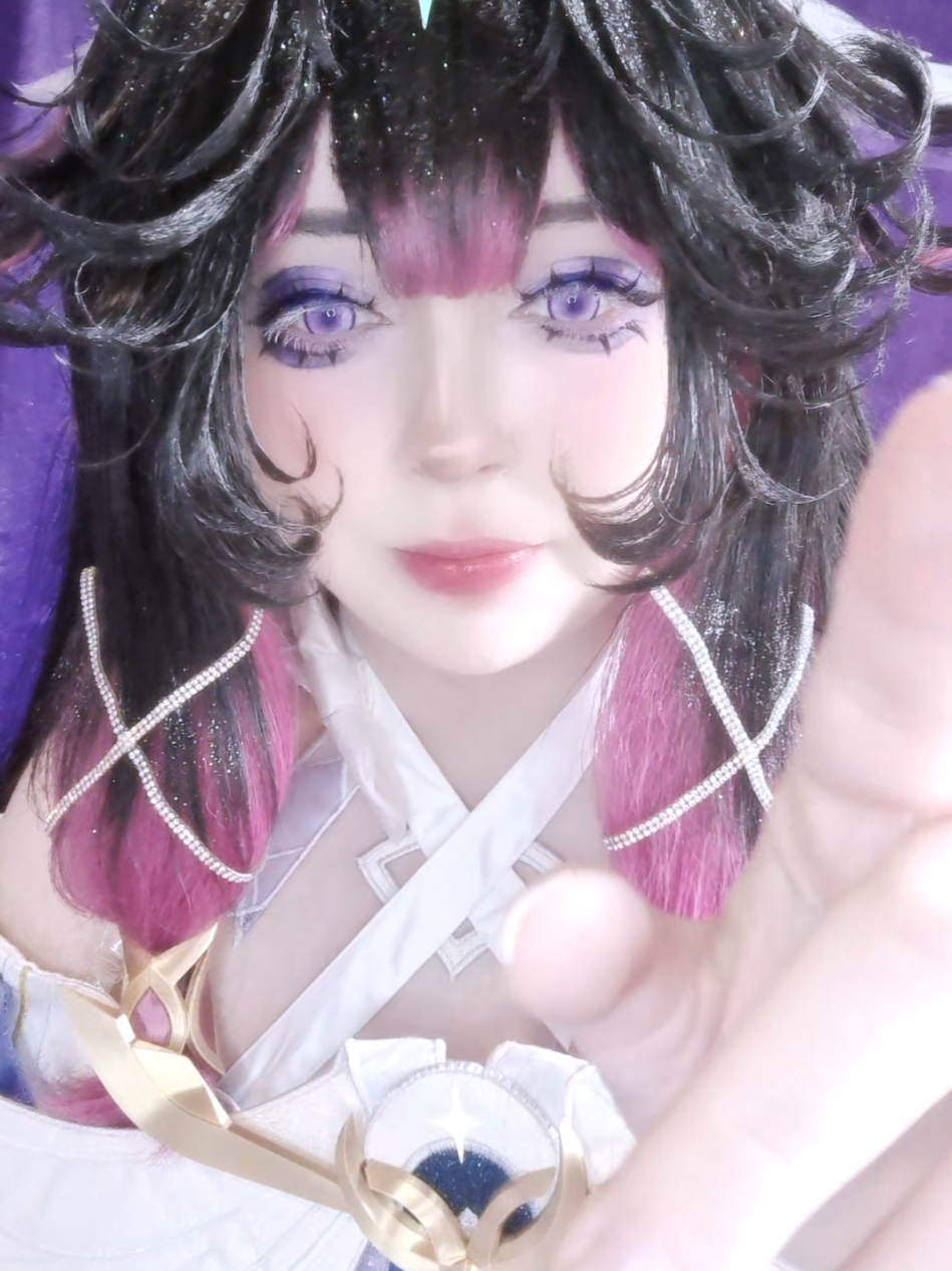 @𐔌   .  ⋮ bibi .ᐟ  ֹ   ₊ ꒱⋆˙