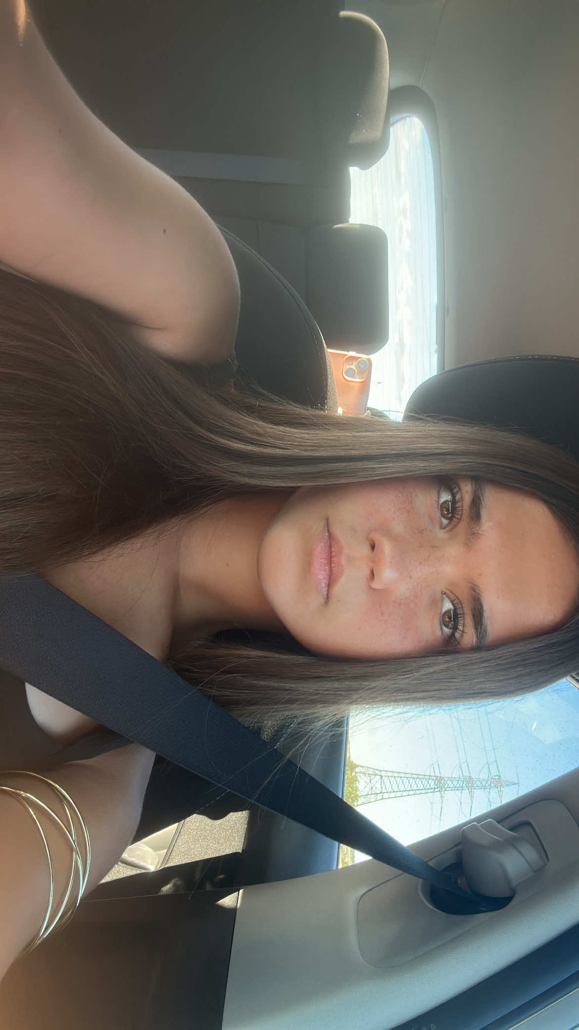 @🧣