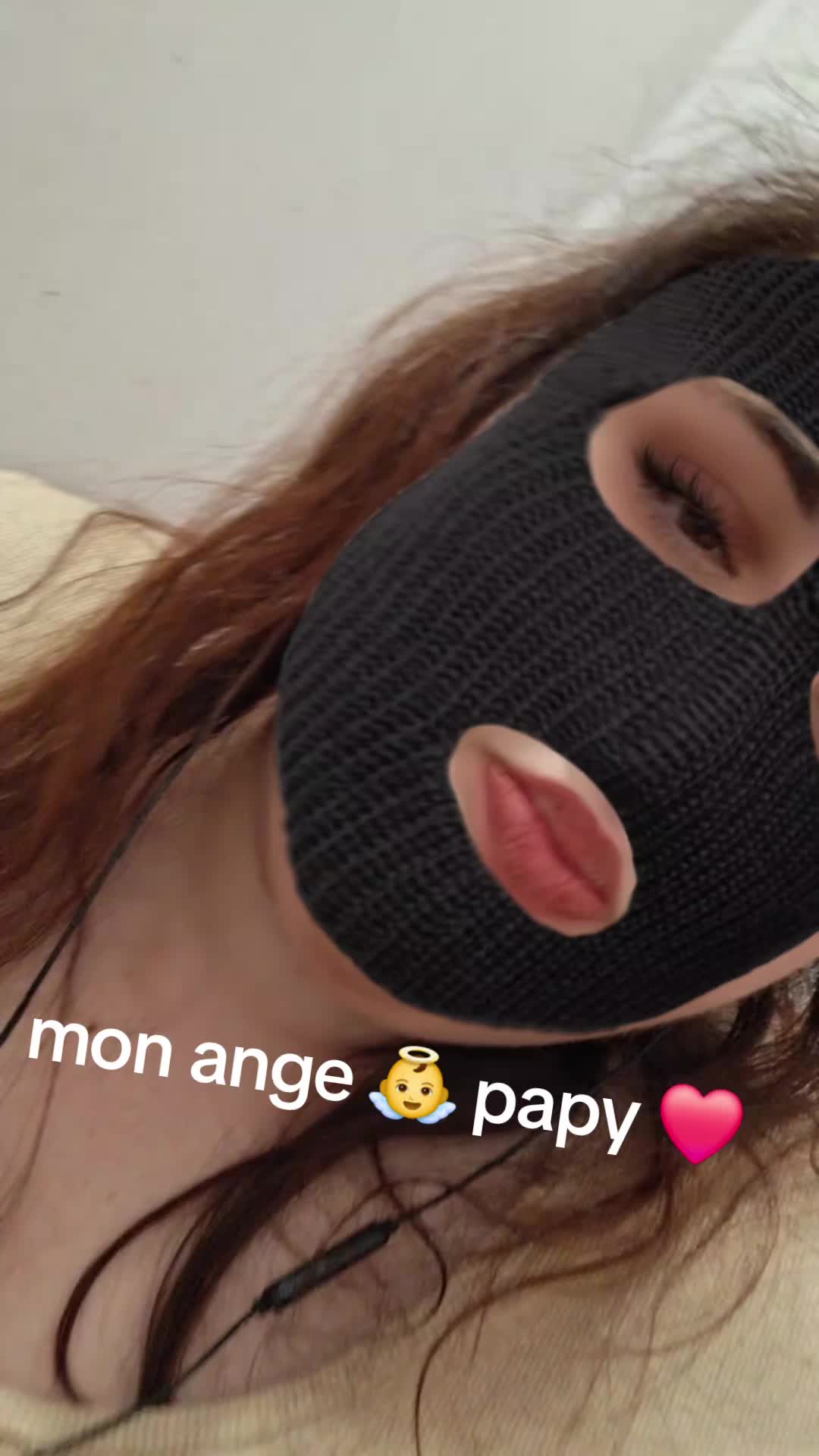 @Petite luna🤍