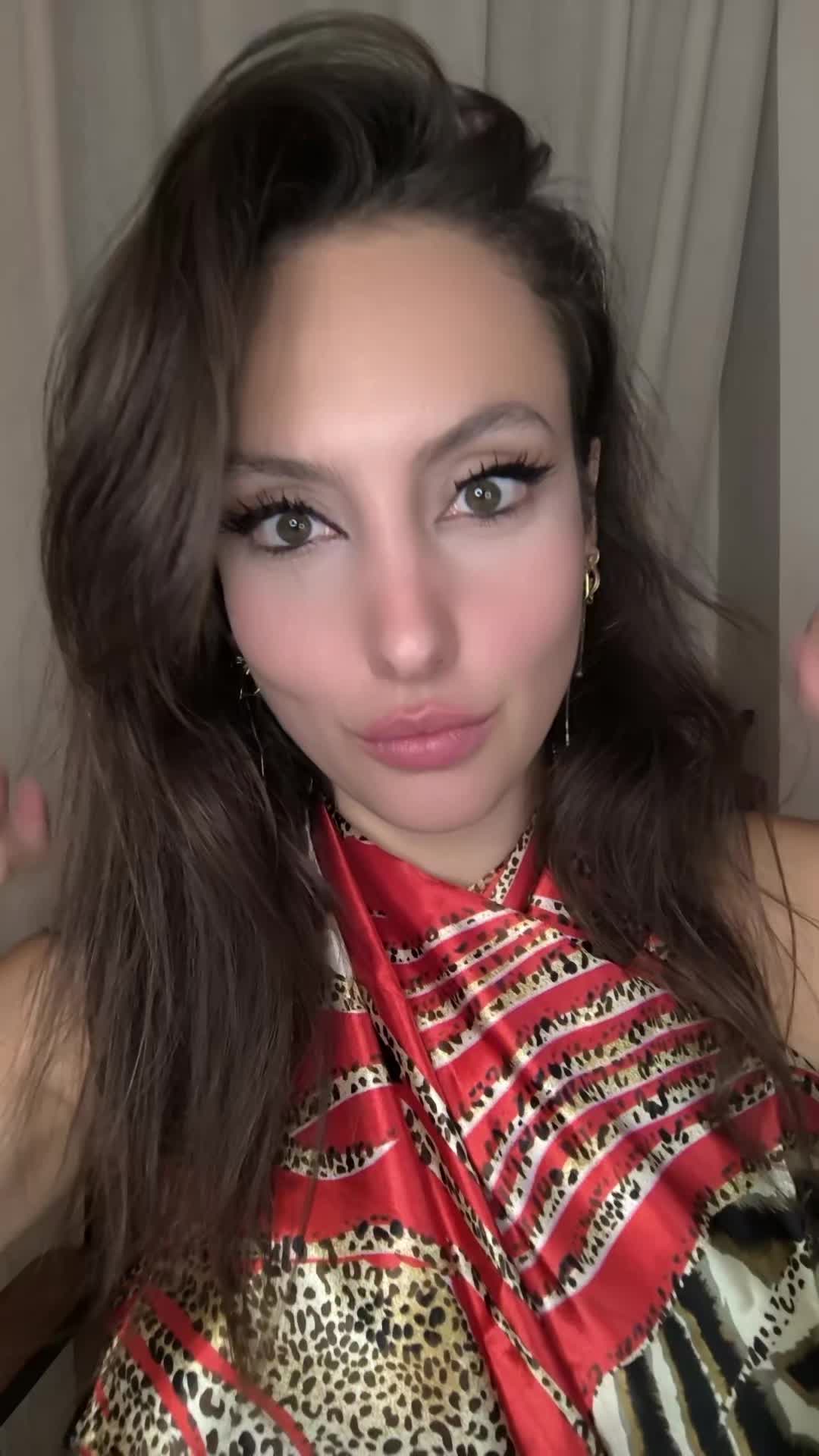 @๐ Veronica ๐