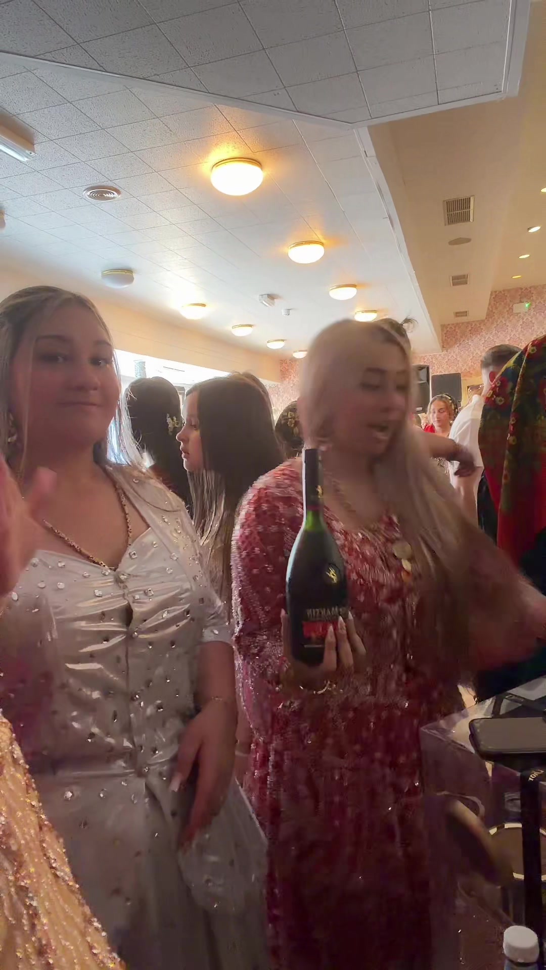 @Roxanarostz🖤🦅