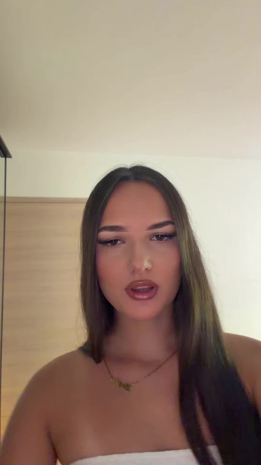 @𝐋𝐕