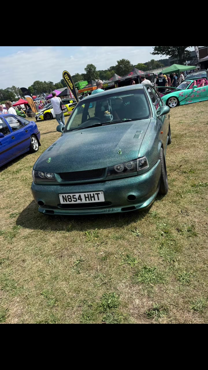 @Allan White265
