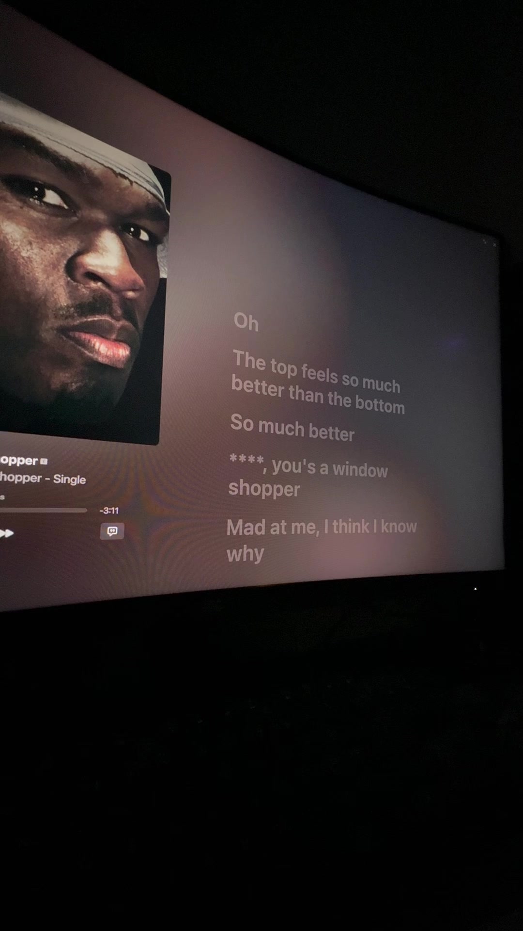 @🎧