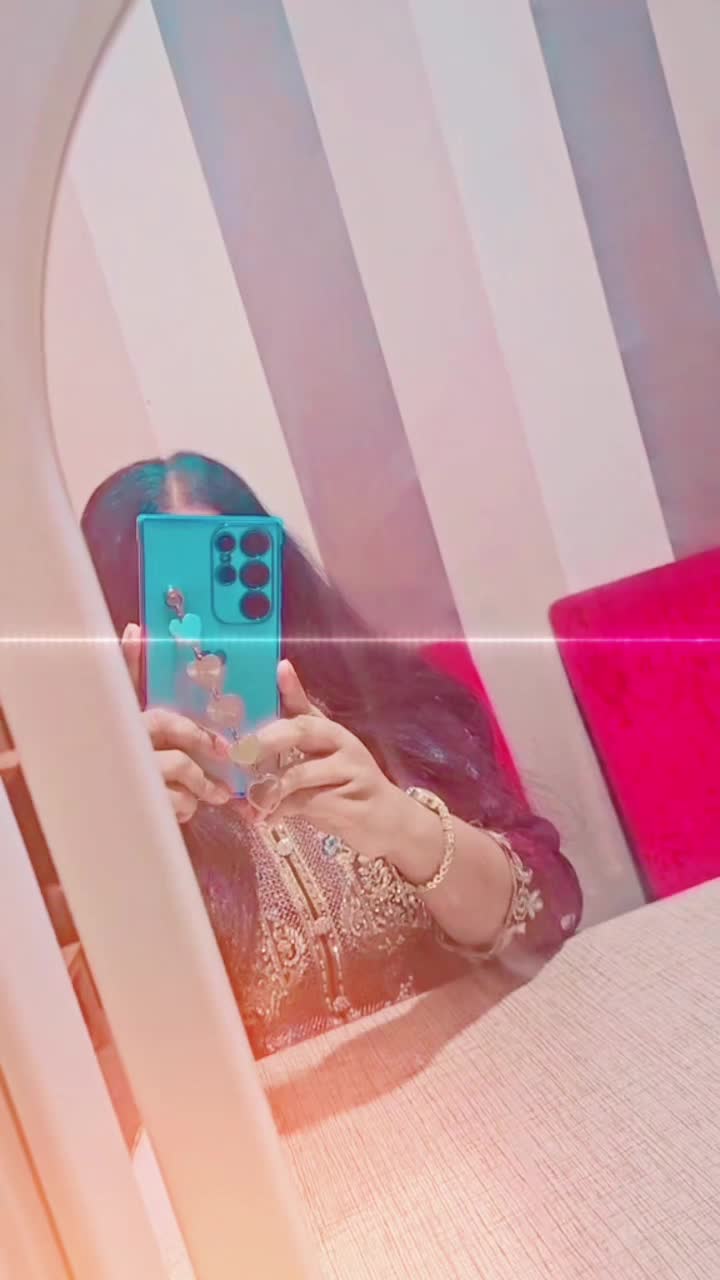 @꧁-🇬🇧𝓒я𝓐𝓢ⓗ👸𝓠𝕌ᗴ𝕖ň🇬🇧-꧂