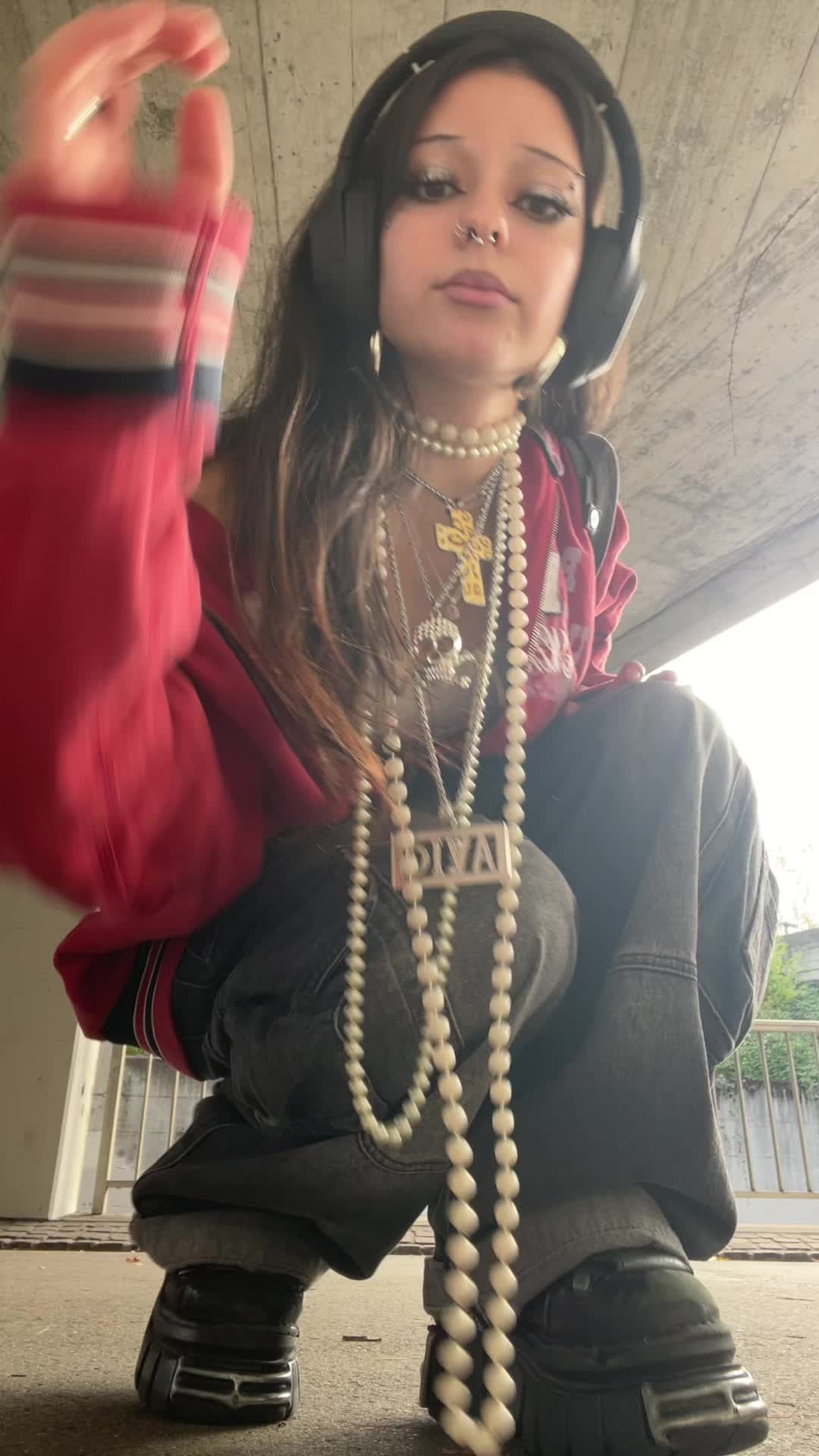 @deft0nesl0ver0