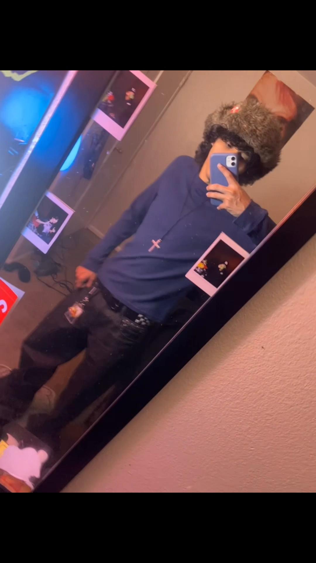 @꧁༺𝓪𝓵𝓮𝔁 ༻꧂