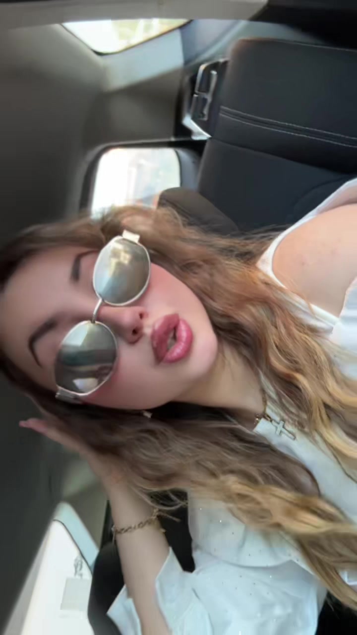 @_rebeccamilani__