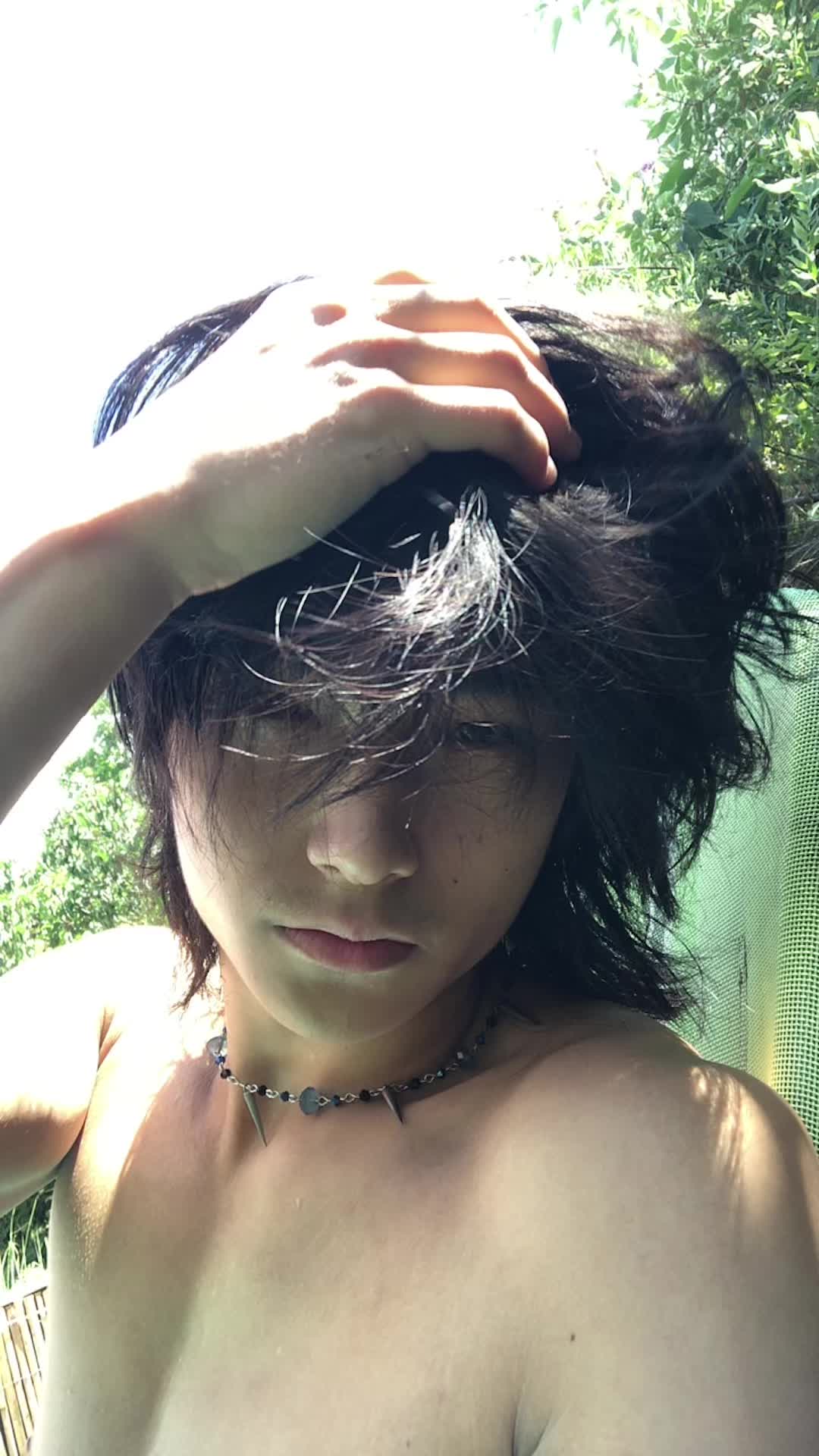 @Sukhee🇲🇳