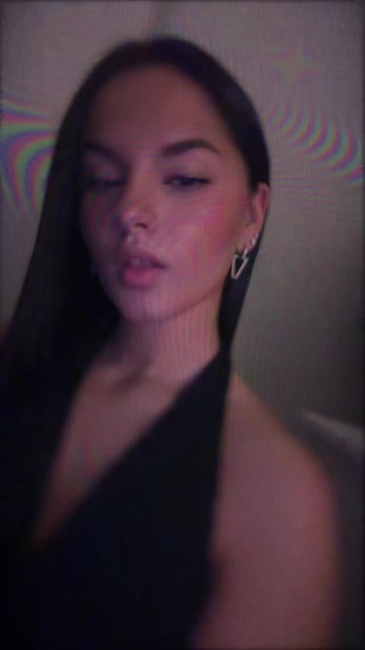 @noemi