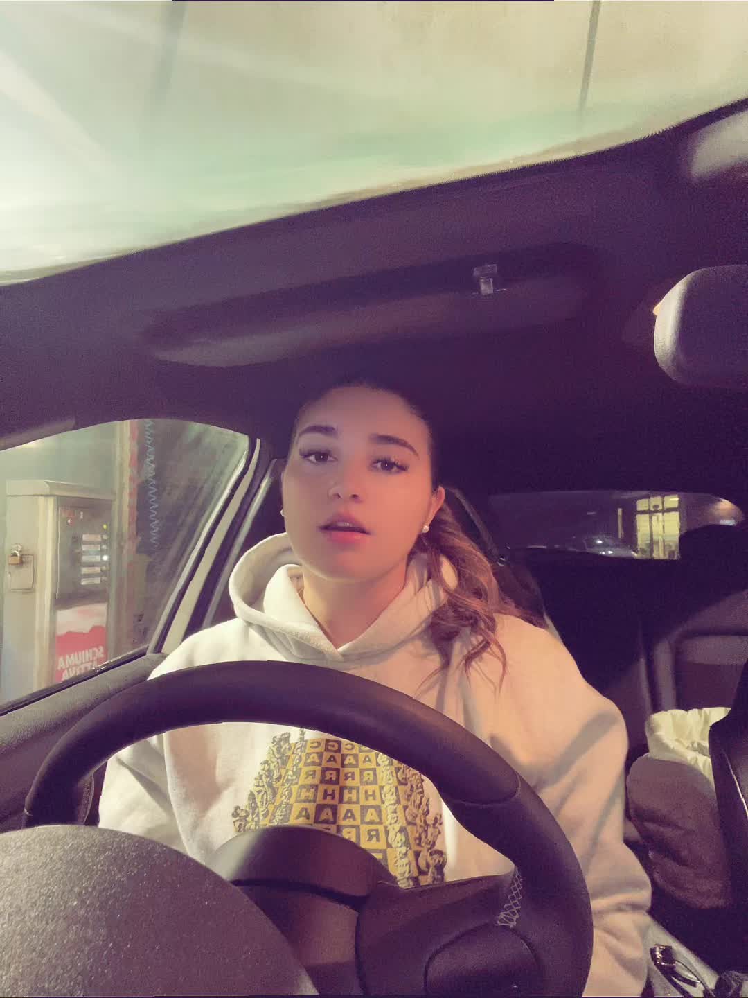 @elena✨