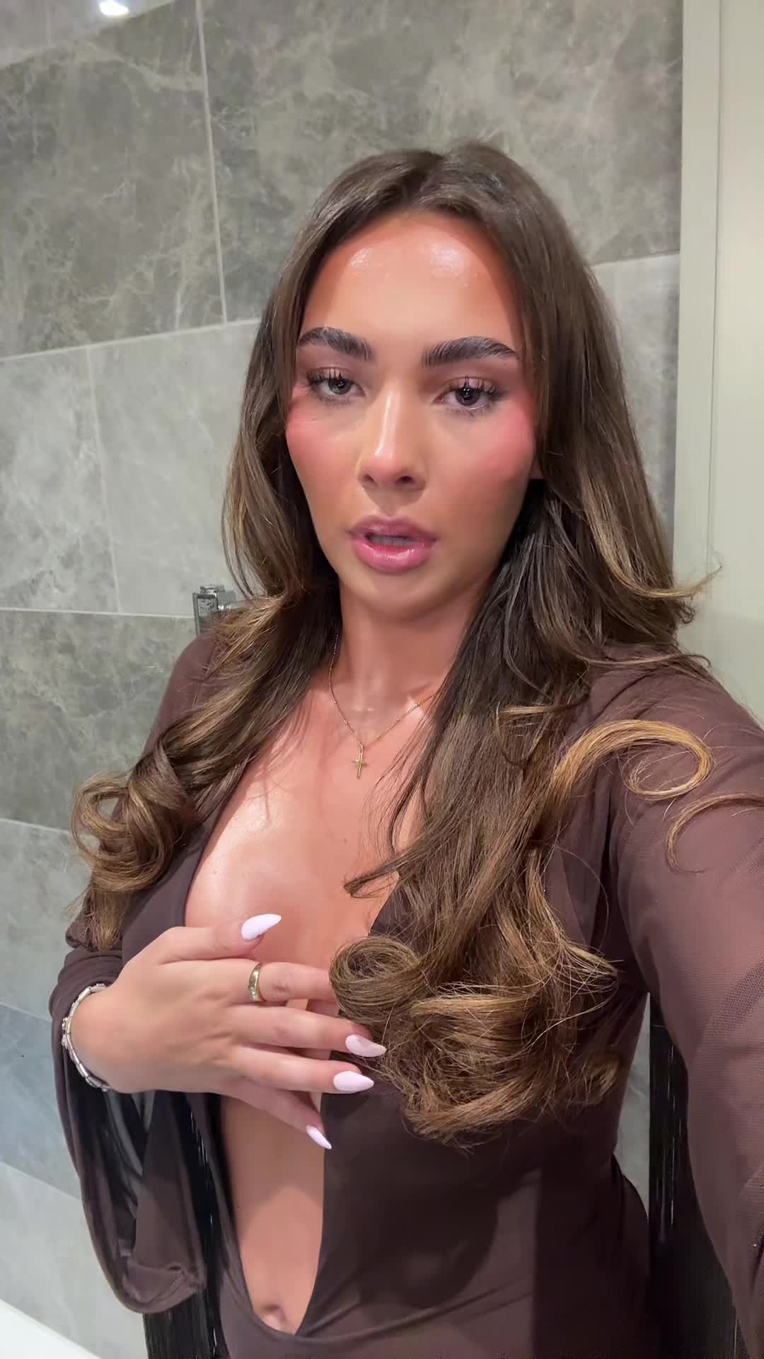 @NICOLE